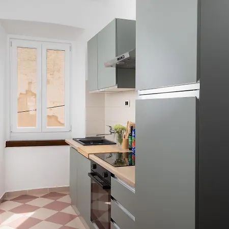 Zerostrasse View Pula