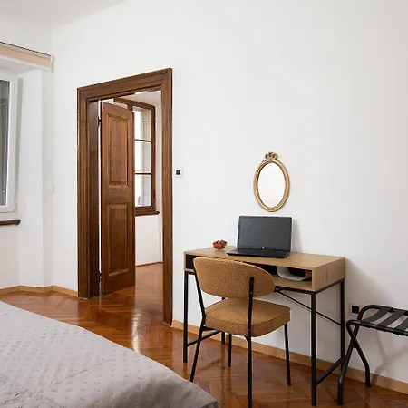 Apartment Zerostrasse View