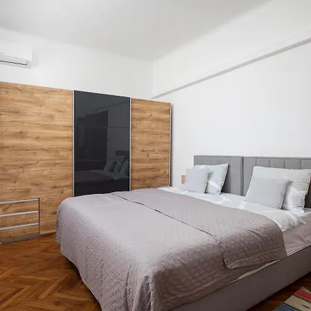 Zerostrasse View Apartment Pula