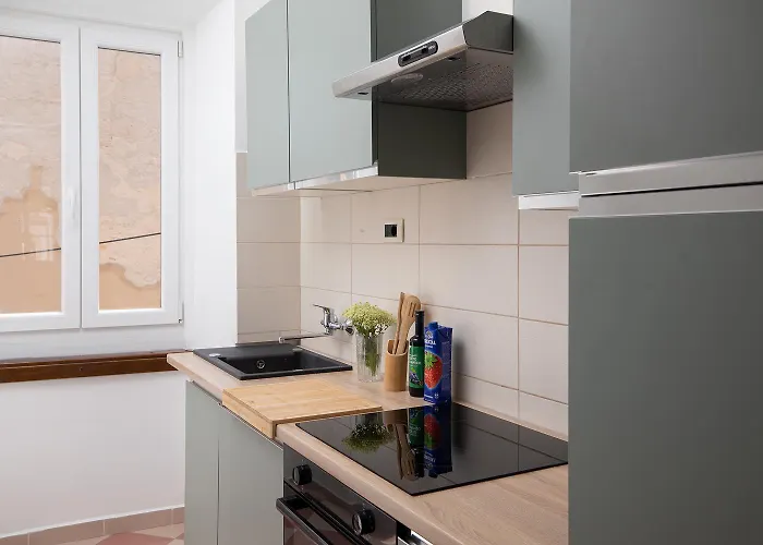 Zerostrasse View * Pula